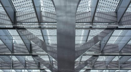 Futuristic metal ceiling design showcasing modern architecture in Rotterdam.